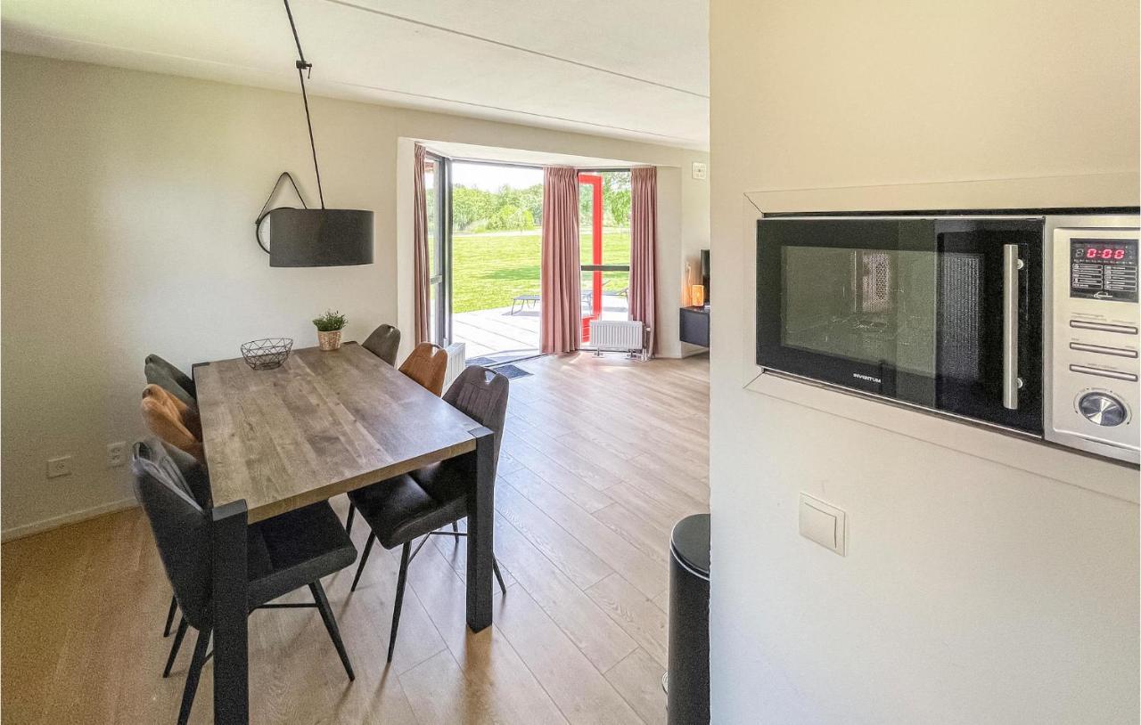 Stunning Home In Ewijk With Kitchen Екстериор снимка